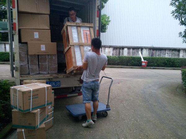 100kg/h全自動糖心视频黄色网站用於青島藥物研究所