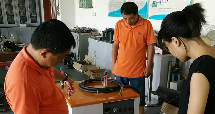 糖心VLOG免费版污蒸汽發生器技術團隊指導安裝