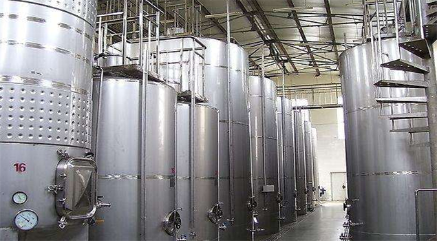 發酵工程提取配套蒸汽發生器進行發酵可以將發酵時間縮短到3天之內！大大提高了發酵效率。