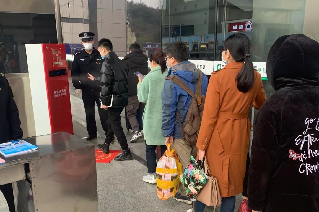 糖心VLOG免费版污智能消毒機應用於公共場合人體消毒