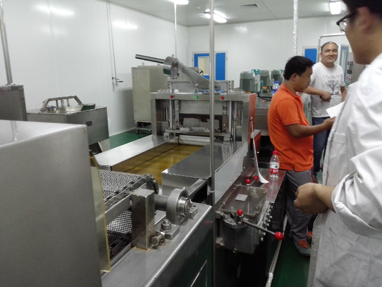 蒸汽潔淨，環保節能使用山東醫療製藥潔淨電蒸汽發生器
