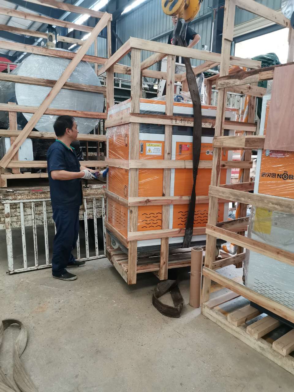 江蘇酒店洗衣房糖心视频黄色网站打包發貨中
